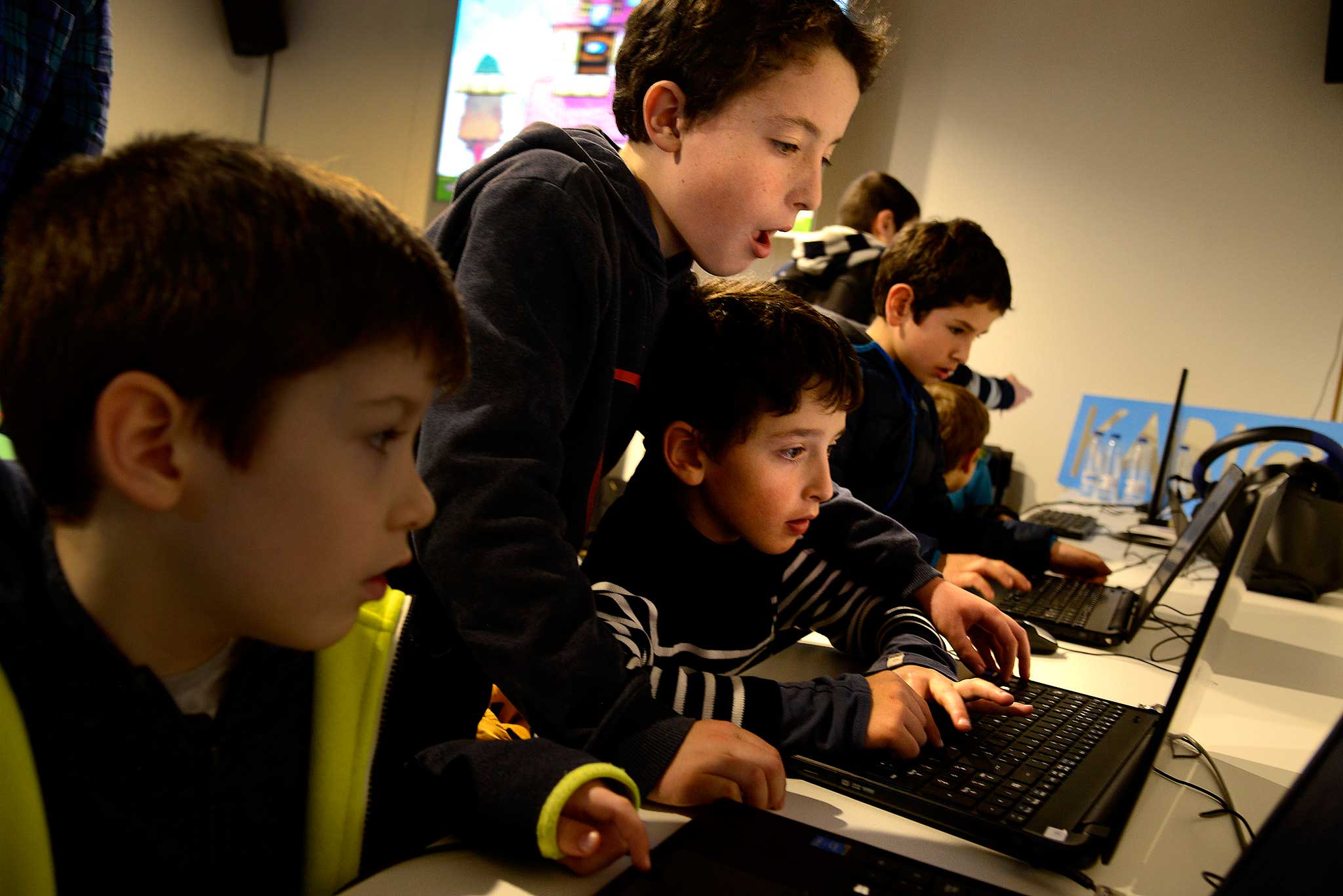 El "Ikasle Goiza" contará con una variada oferta online para el alumnado de los centros escolares